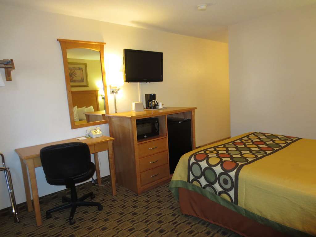 American Best Value Inn Lawrence Quarto foto